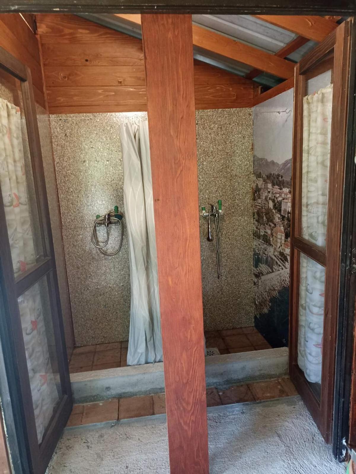 Kamp Seosko Domacinstvo Radman Hotel Херцег Нови Екстериор снимка