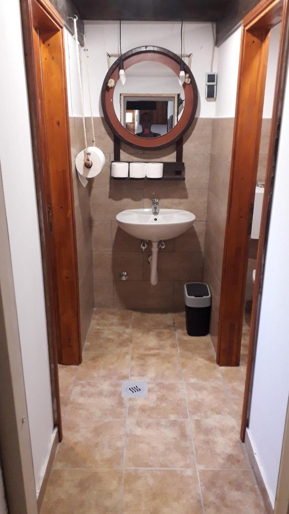 Kamp Seosko Domacinstvo Radman Hotel Херцег Нови Екстериор снимка